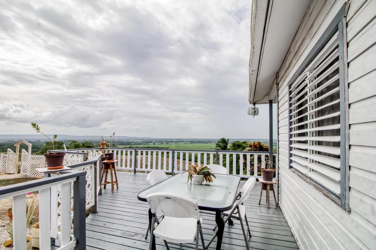 Mattea Vacation House At Bella Vue Estate Georgeville Exteriör bild